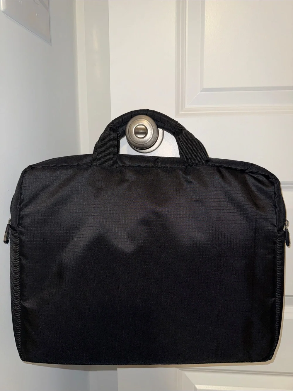 Kenneth Cole Reaction Black 15.6in Laptop Bag - Like New/Smoke & Pet Free
